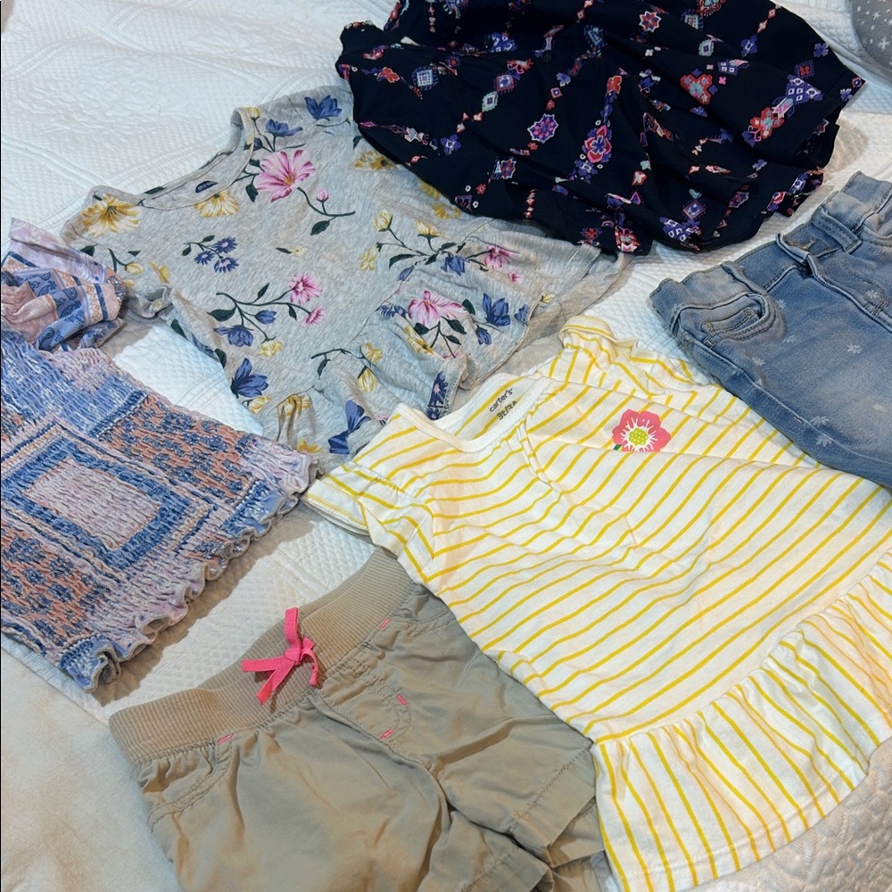 🔥Floral and Striped Kids Clothing Set Sz3,4